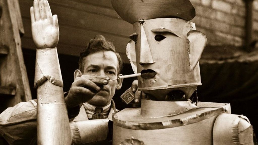 What happened to Robert the smoking robot?