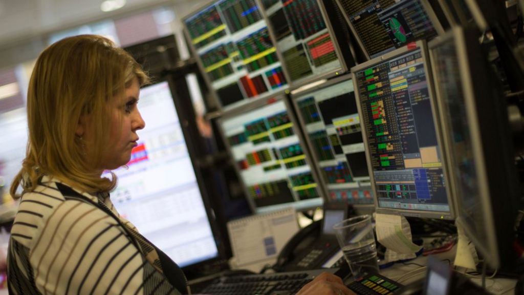 FTSE 100 falls as oil remains under pressure