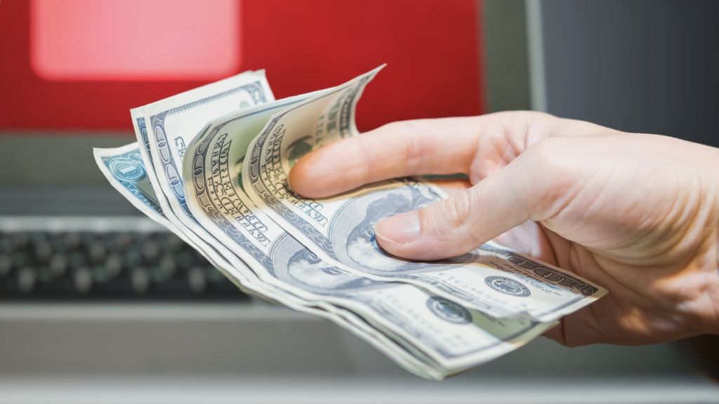 'Cash for hacks' crowd-funding campaign abandoned