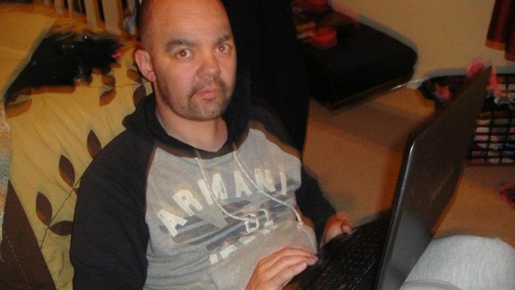 Police shooting: PC 'convinced' Anthony Grainger had gun