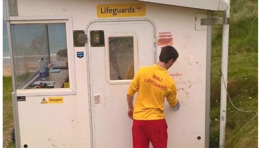 Portrush: Lifeguard hut vandalised at Whiterocks