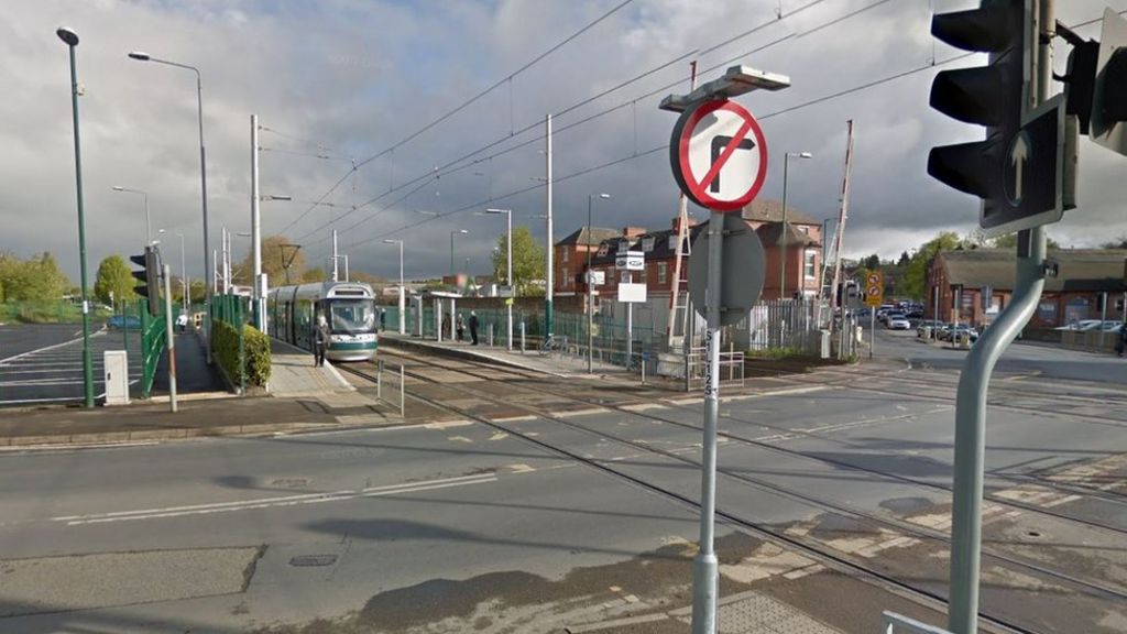 Communication error 'led to tram death' in Nottingham, inquiry finds