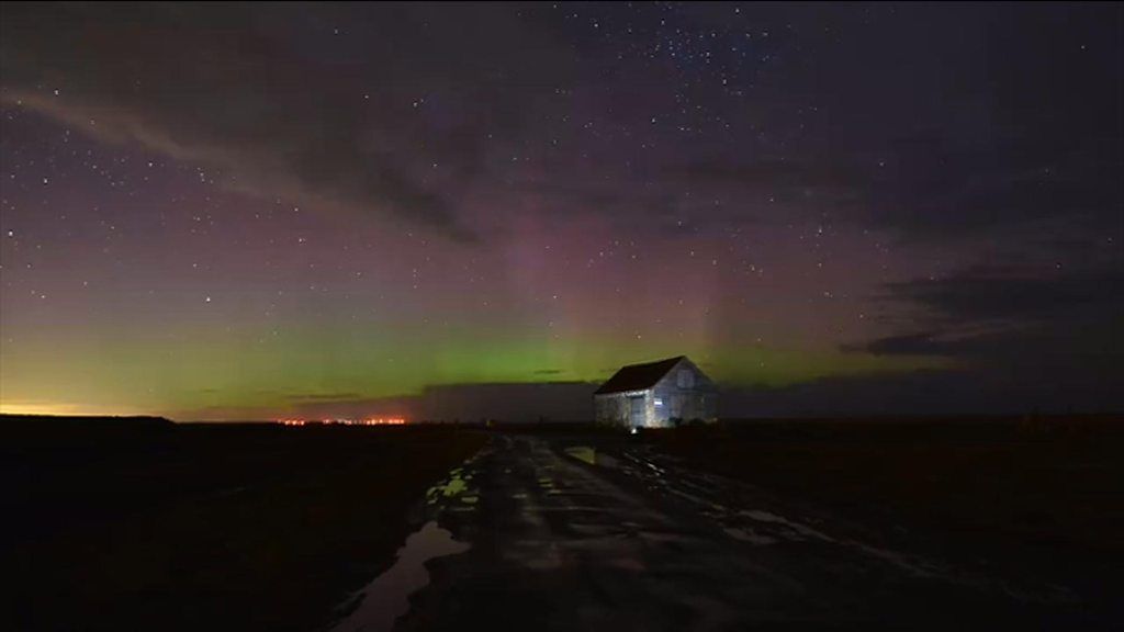 Aurora Borealis over Norfolk - BBC News