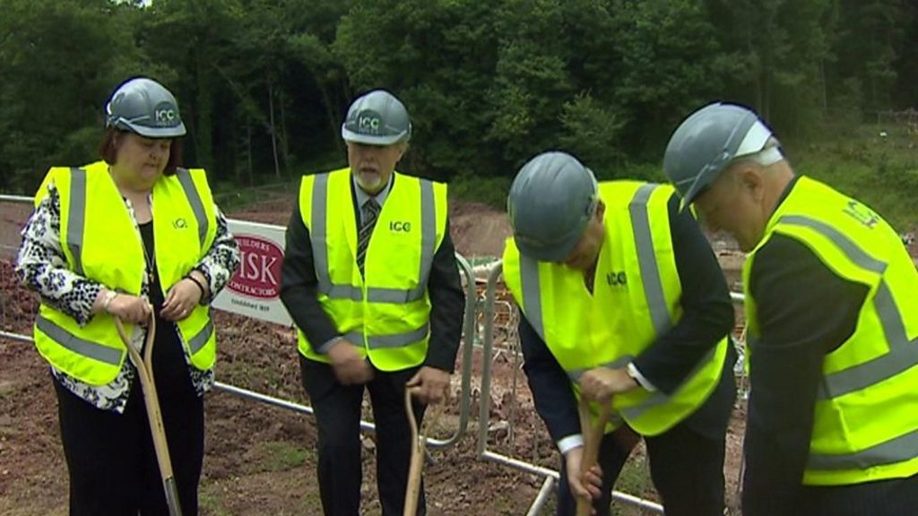 Sir Terry Matthews urges business to back convention centre