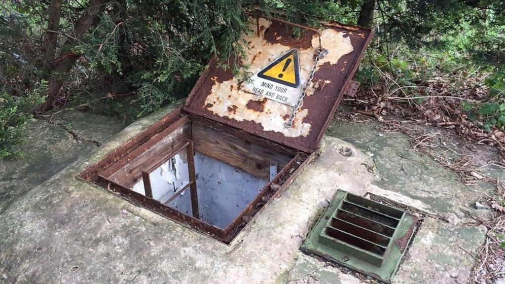 Former RAF bunker near Doncaster to be auctioned - BBC News