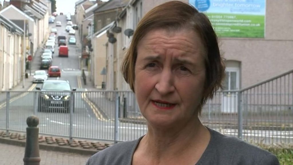 Castlemartin tank death inquiry welcomed by Nia Griffith