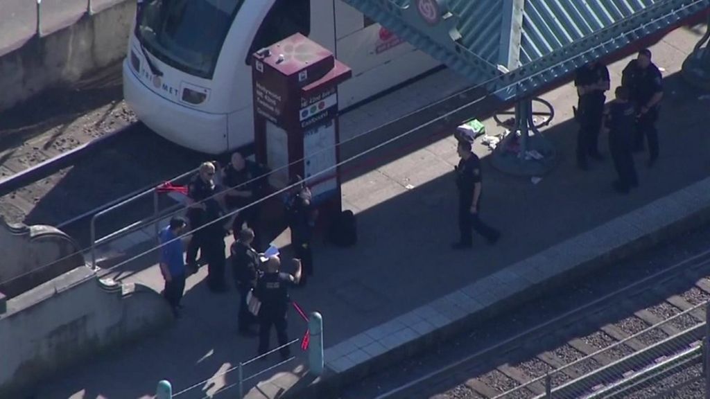 Portland deaths: Two stabbed trying to stop anti-Muslim abuse