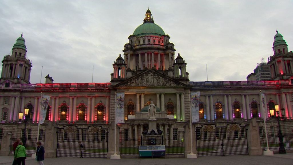 City Hall exhibition reflects Belfast's contested history - BBC News