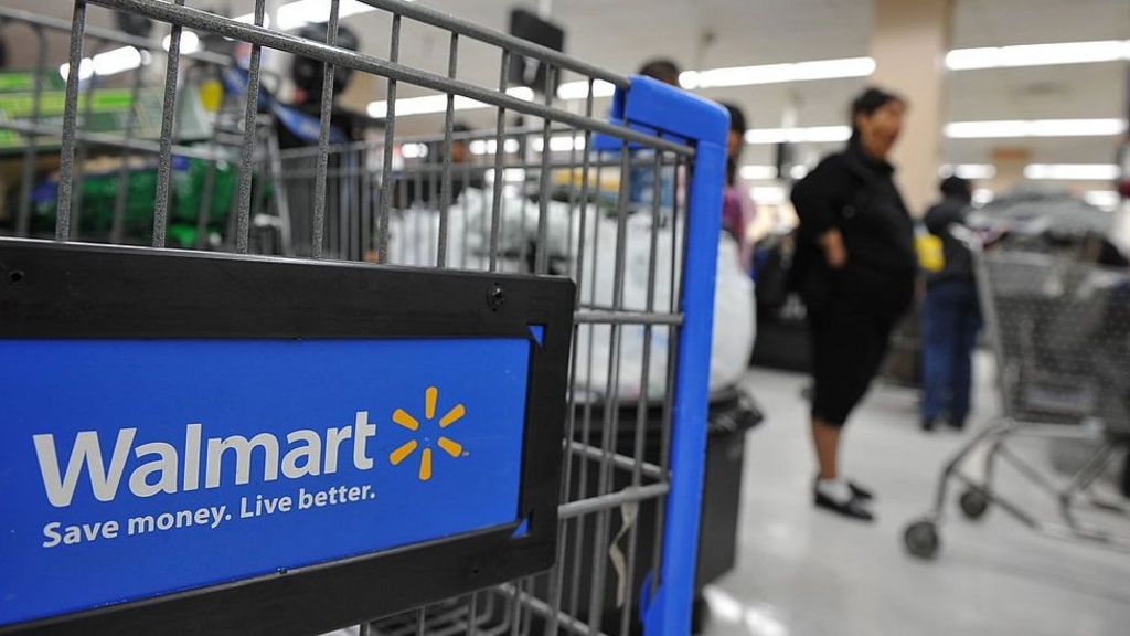 Amazon accuses Walmart of bullying in cloud computing clash
