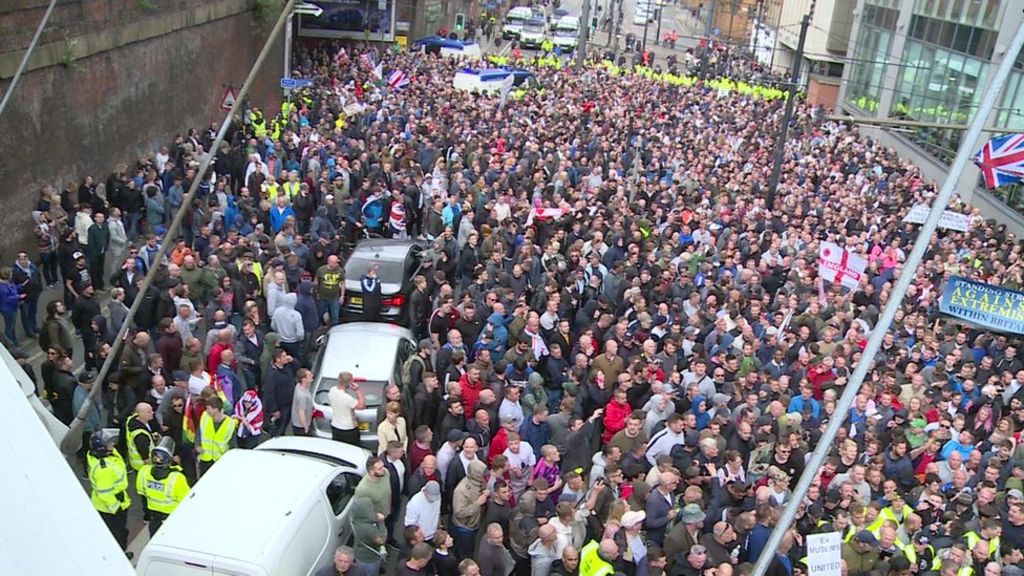 Dinner lady suspended after Manchester attack demonstration