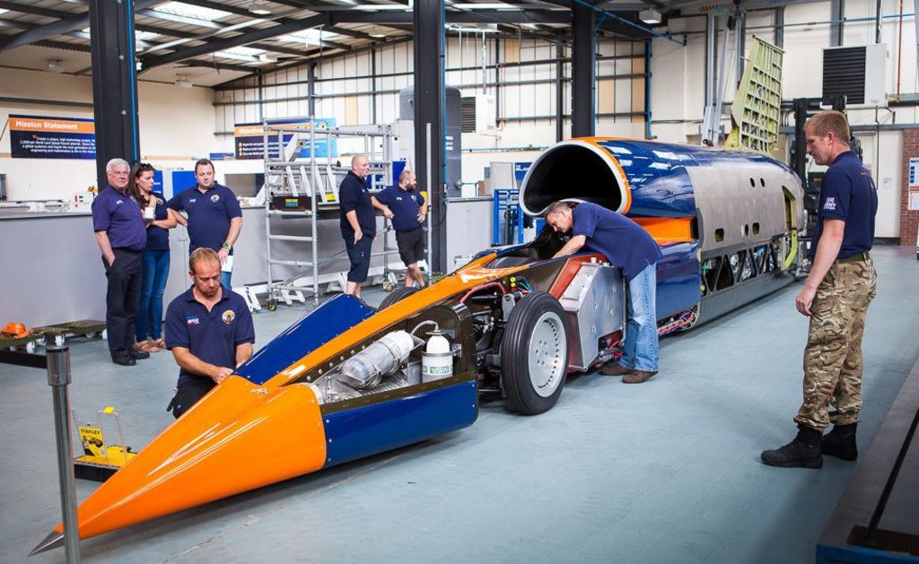 Bloodhound supersonic car set for October trials