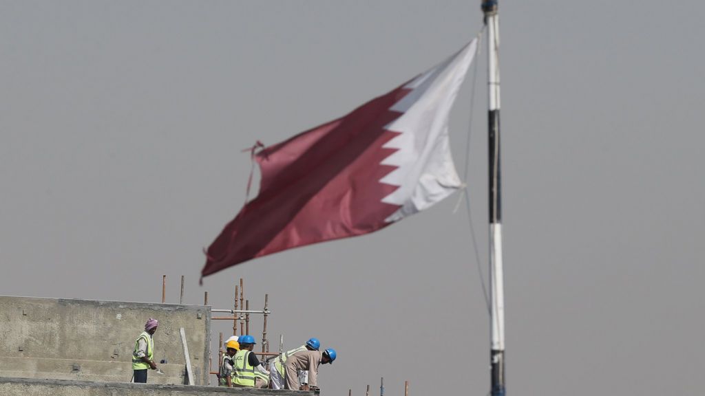 Philippines temporarily bans workers from going to Qatar