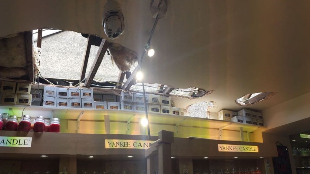 Thieves wanted after cancer charity box theft in Swansea