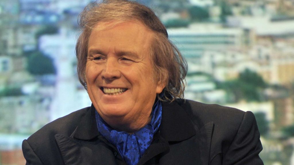 Don McLean pleads not guilty to assault - BBC News