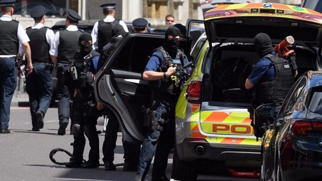Attack 'won't change UK to Ireland travel'