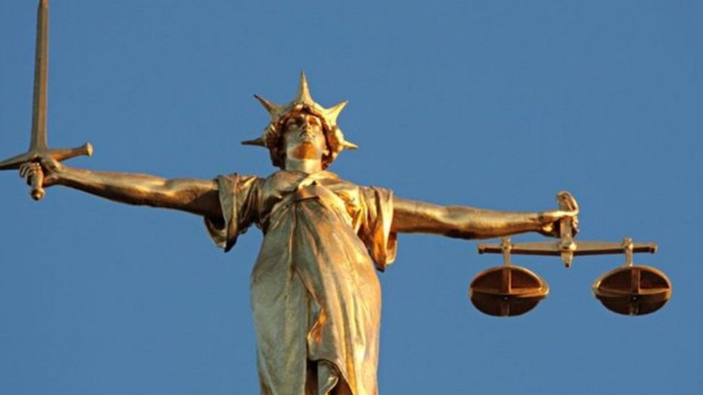 Manchester magistrate sacked for not revealing suspect shared his house