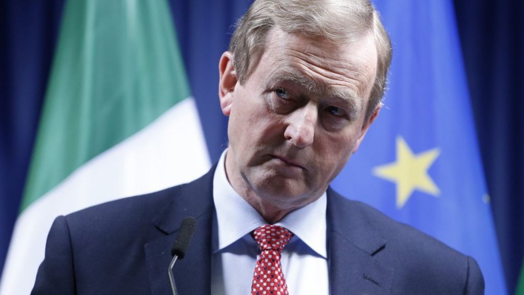 Fine Gael ministers set to bid to succeed Enda Kenny