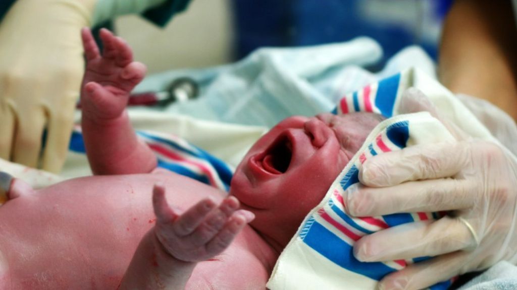 Births to foreign-born mothers hit 28% in England and Wales