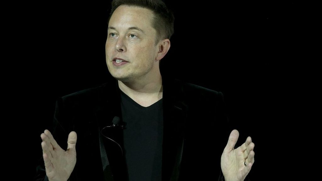 Musk warns of 'killer robot' arms race - BBC News