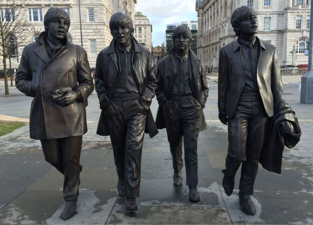 The Beatles: Liverpool unveils new Fab Four statue - BBC News