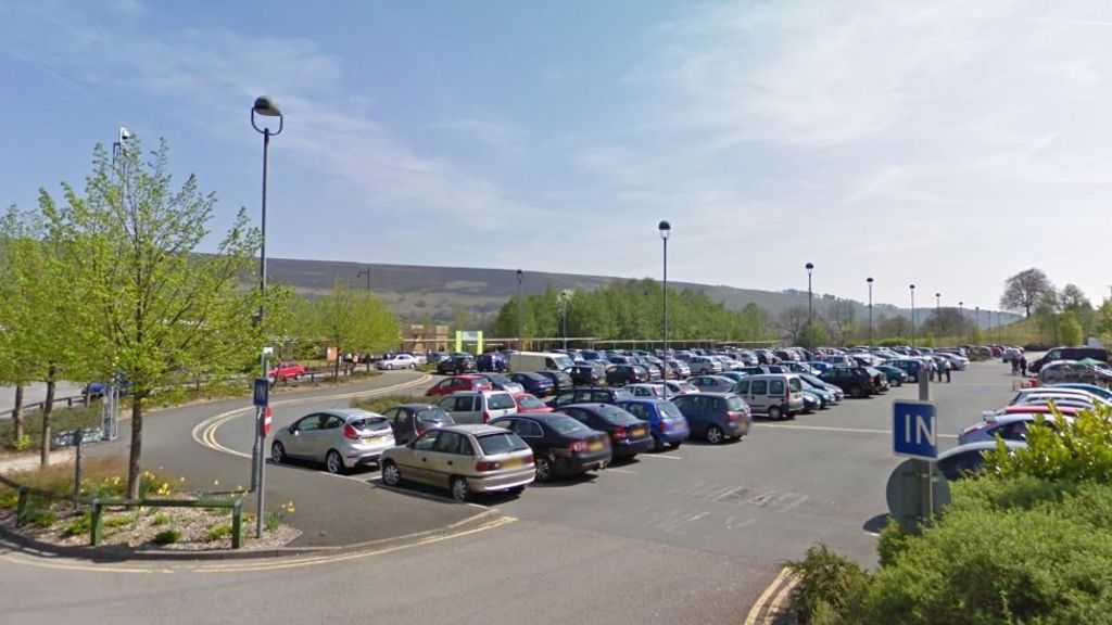 80-year-old man hit by Smart car in Ebbw Vale dies