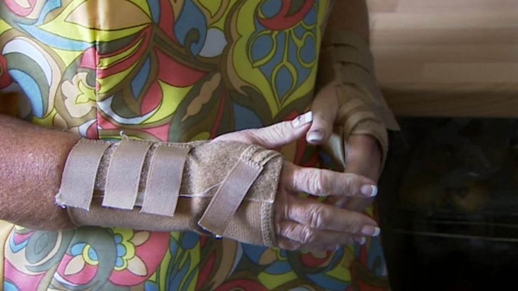 Arthritis sufferers 'waiting longer' in Wales, figures show - BBC News - BBC News