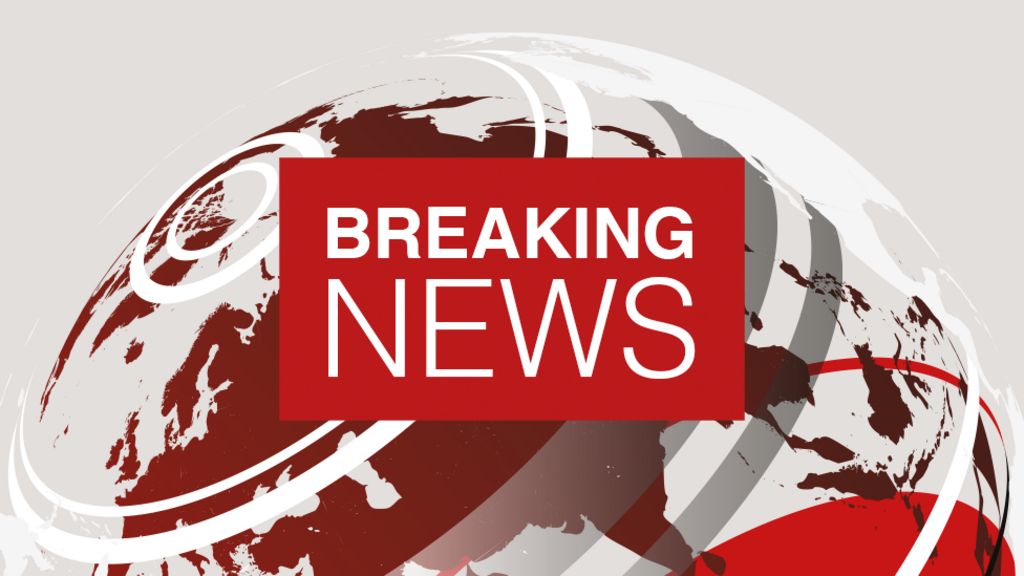 Aircraft and helicopter in 'midair crash' near Aylesbury BBC News