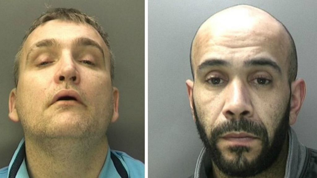 Canal chase fruit machine raiders jailed