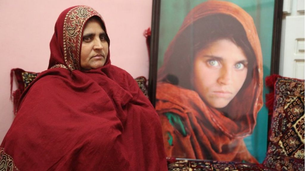 ‘afghan Girl Sharbat Gula In Quest For New Life Bbc News 2263