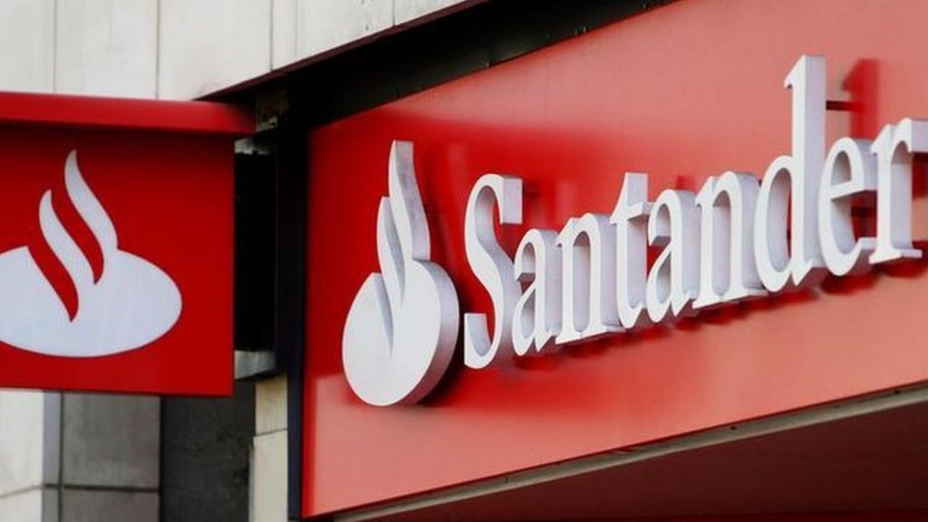Santander faces challenge over fraud losses