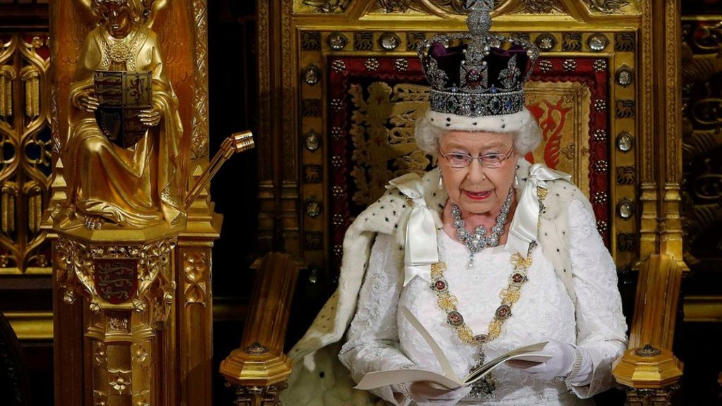 Queen's Speech faces delay as DUP talks continue