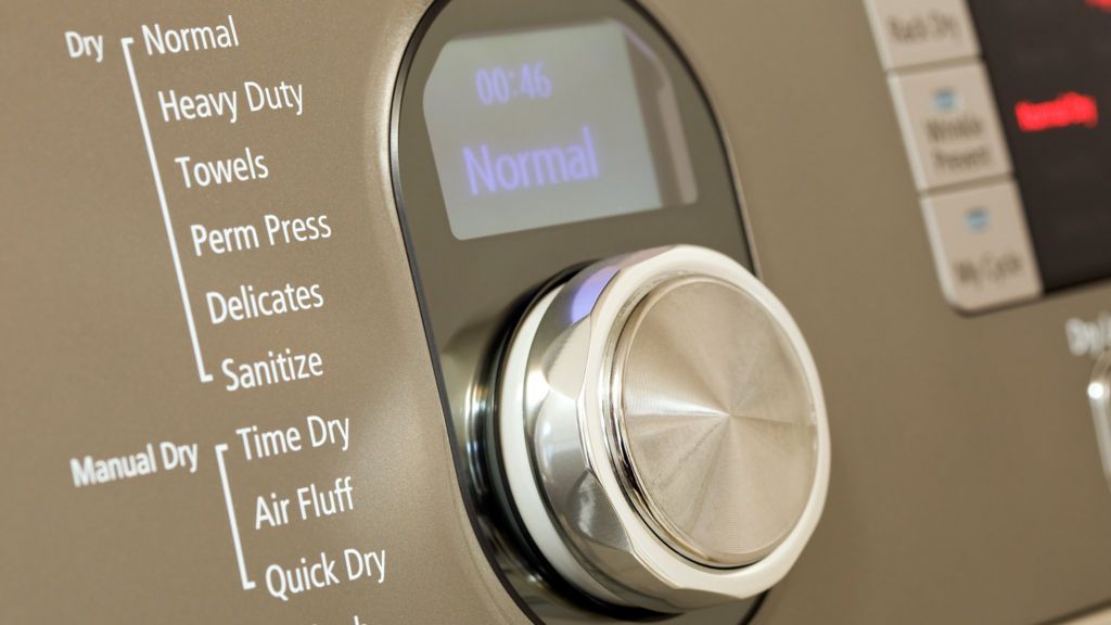 Ultrasonic clothes dryer 'halves drying time'