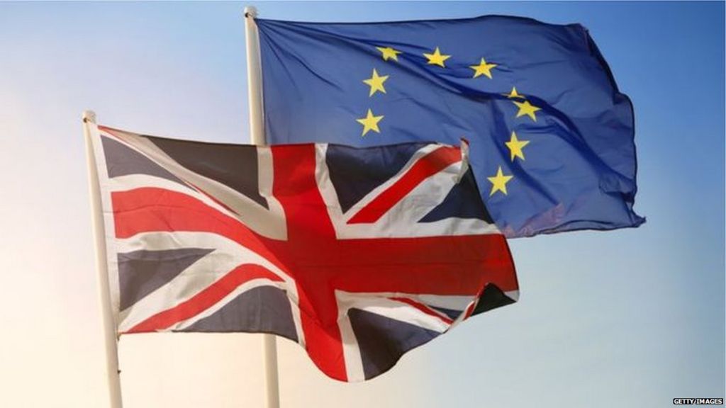 Irish border: EU calls for 'imaginative solution' to avoid hard border