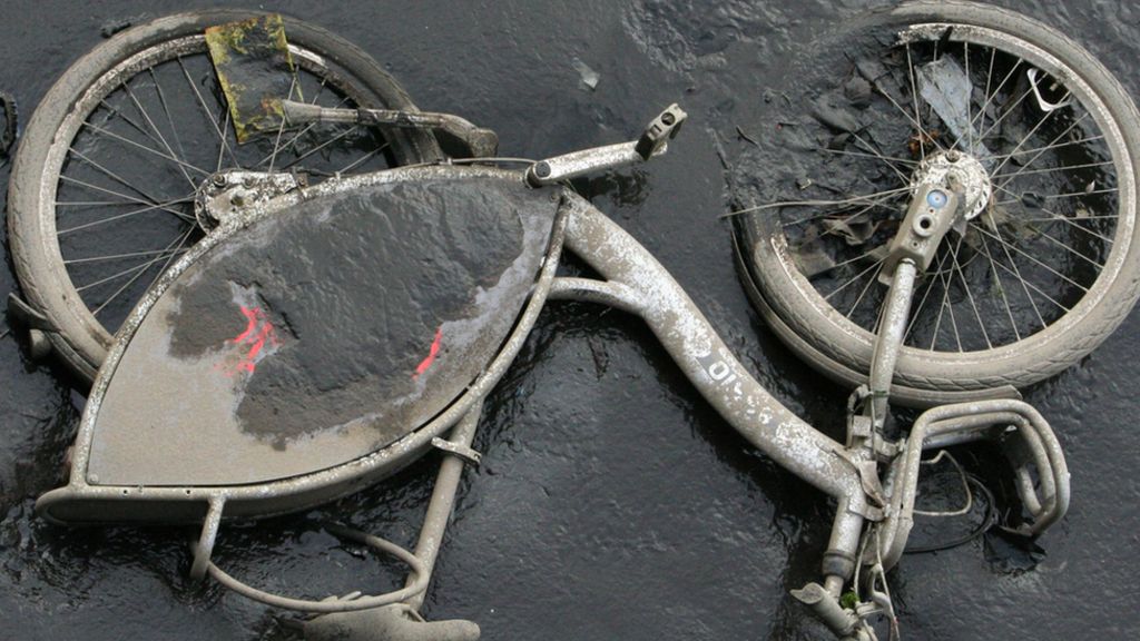 Belfast Bikes dumped in River Lagan
