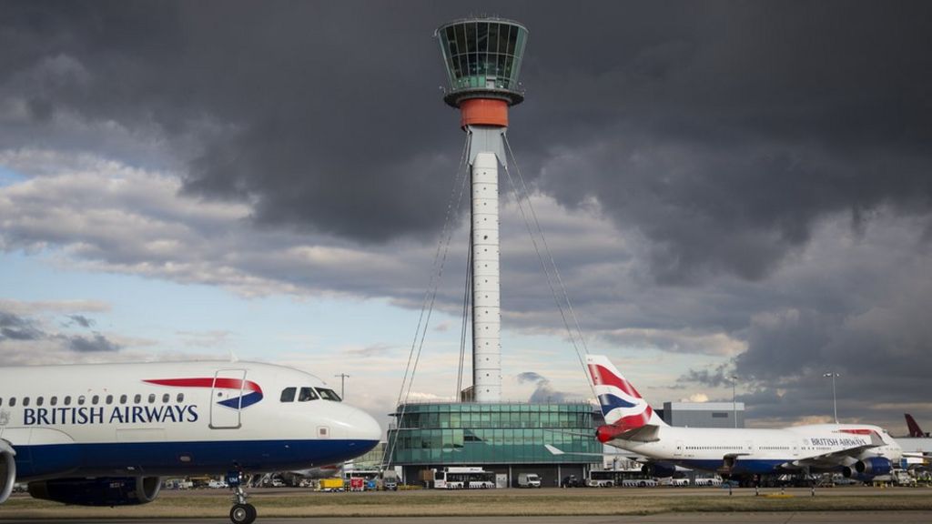 'Cheaper' Heathrow airport third runway plans proposed
