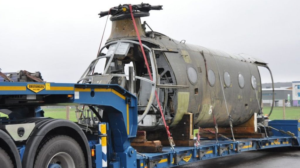 "Flying Banana" helicopter restoration work under way BBC News