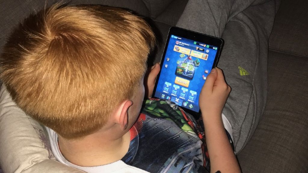 Boy, 11, racks up £6,000 online credit card games bill