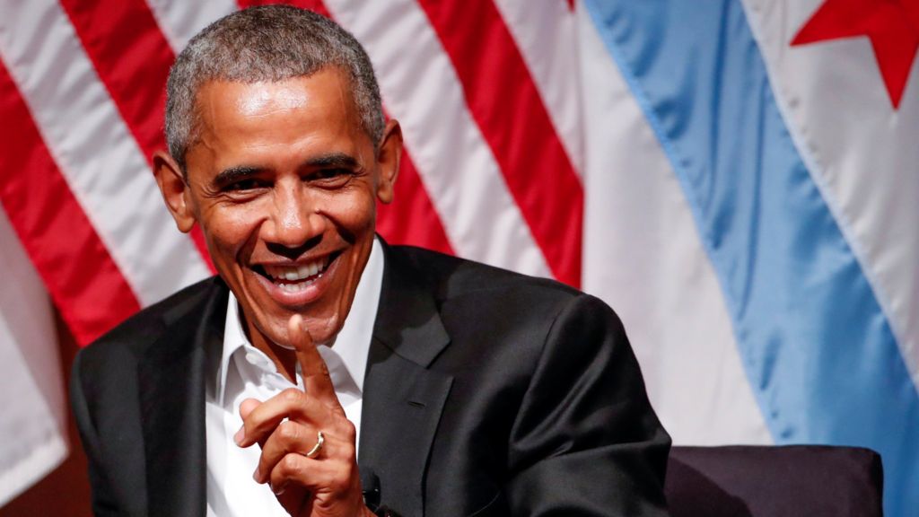 Obama at Chicago youth event: 'I'm old'