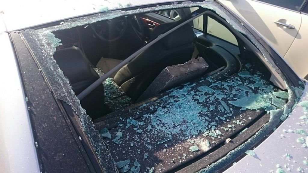 Sledgehammer vandals 'mutilate' 60 cars in Gunthorpe