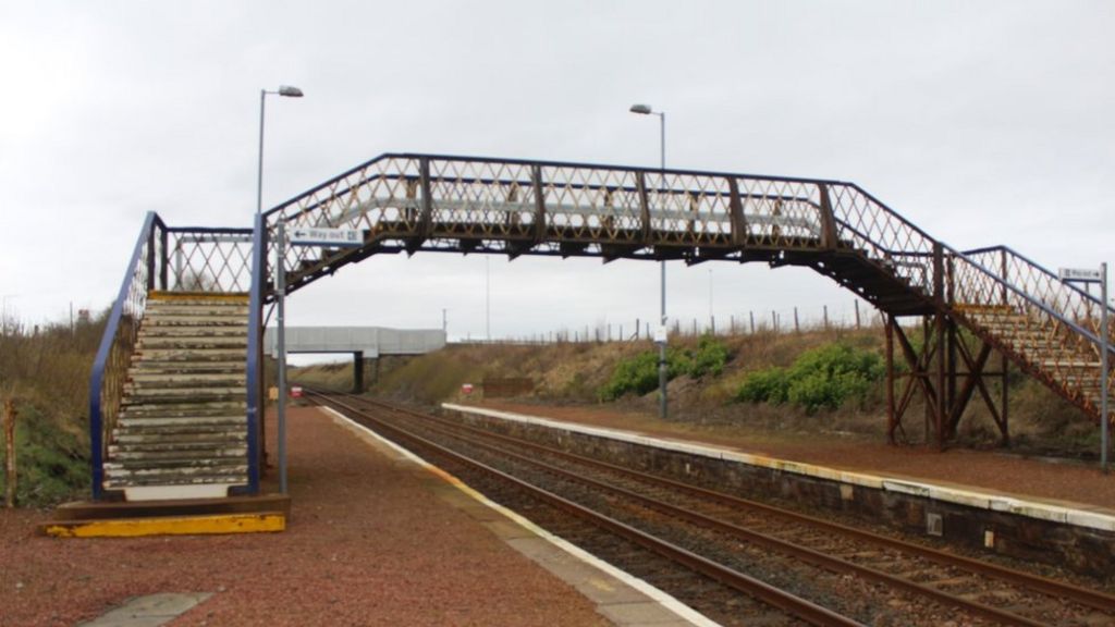 Station with three passengers faces closure