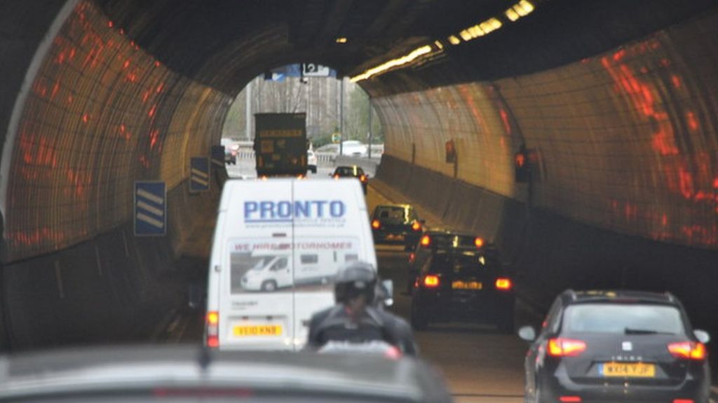 Brynglas tunnels 'cost 31m in lost time' a year