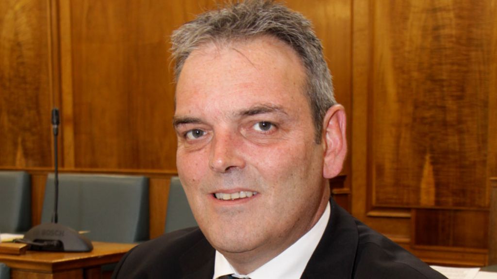 Bury Council elections: Bosses 'delayed child safeguarding to help Labour'