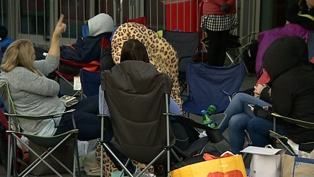 Take That fans in Birmingham spend nights queuing for greatest day