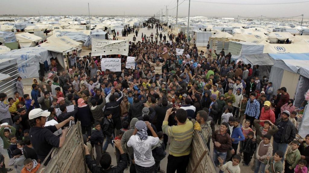Australia receives first five Syrian refugees BBC News