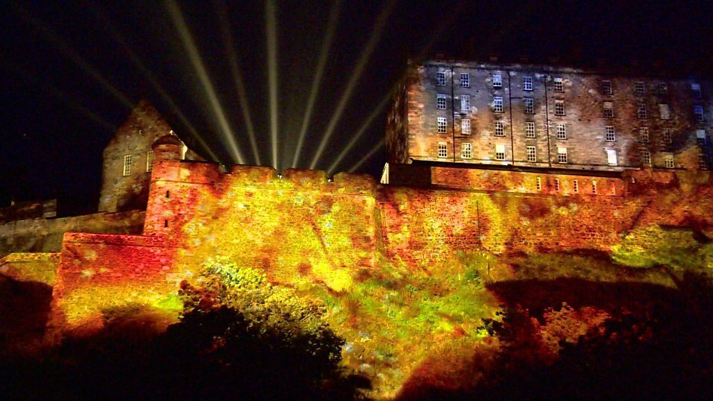 Edinburgh Festival begins with spectacular light show BBC News