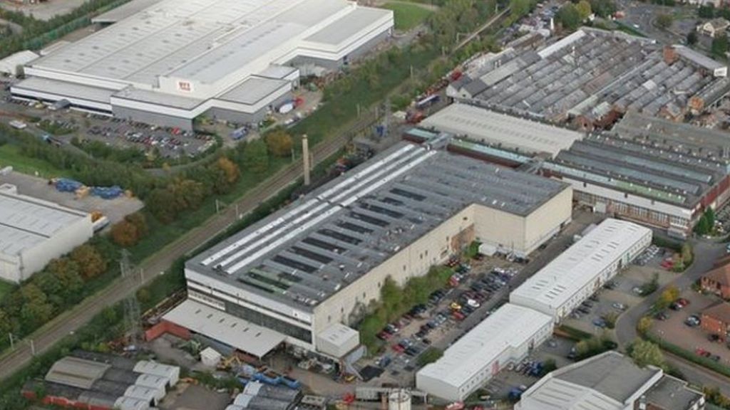 Coventry car parts supplier put in administration - BBC News