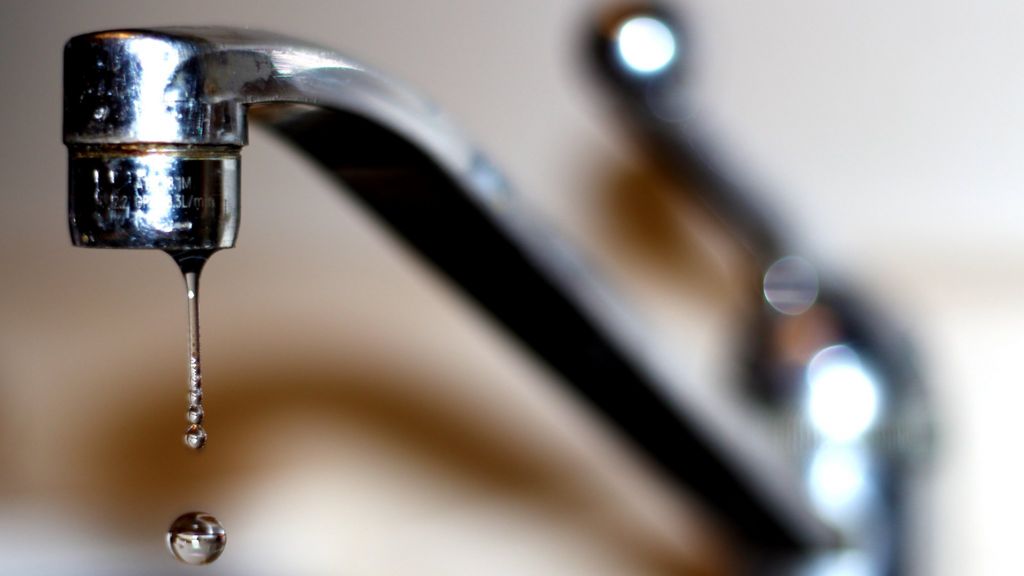 Households in South East England told to use water wisely