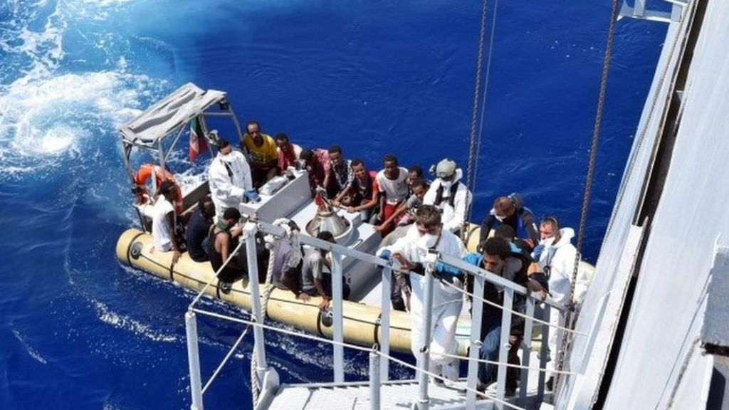 Migrants crisis: More than 4,000 people rescued near Libya coast - BBC News