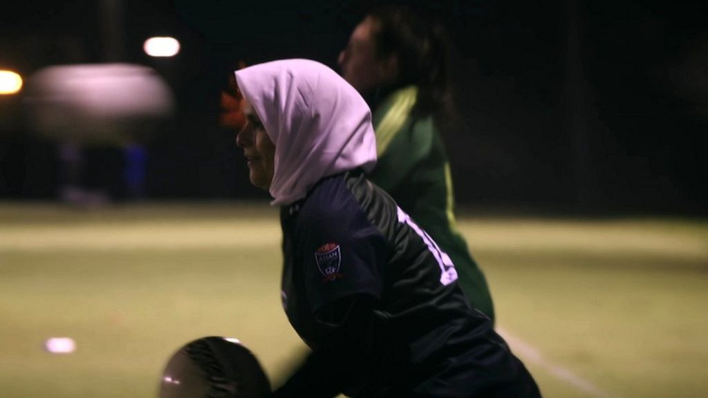 The hijab-wearing Gael