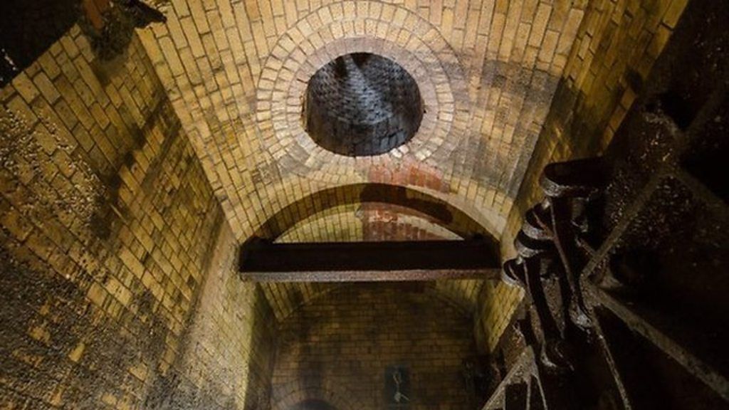 London's 'super sewer' to help stop Thames becoming a toilet